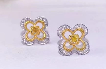 18K Gold Natural Yellow Diamond Earrings