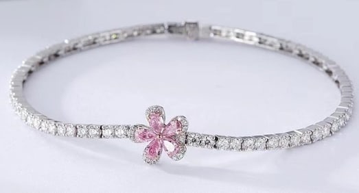 0.62ct Natural Pink Diamond Bracelet 18K Gold