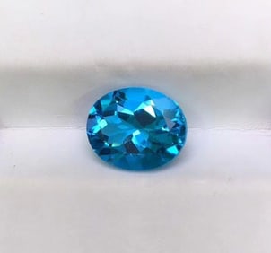 4.5ct natural topaz