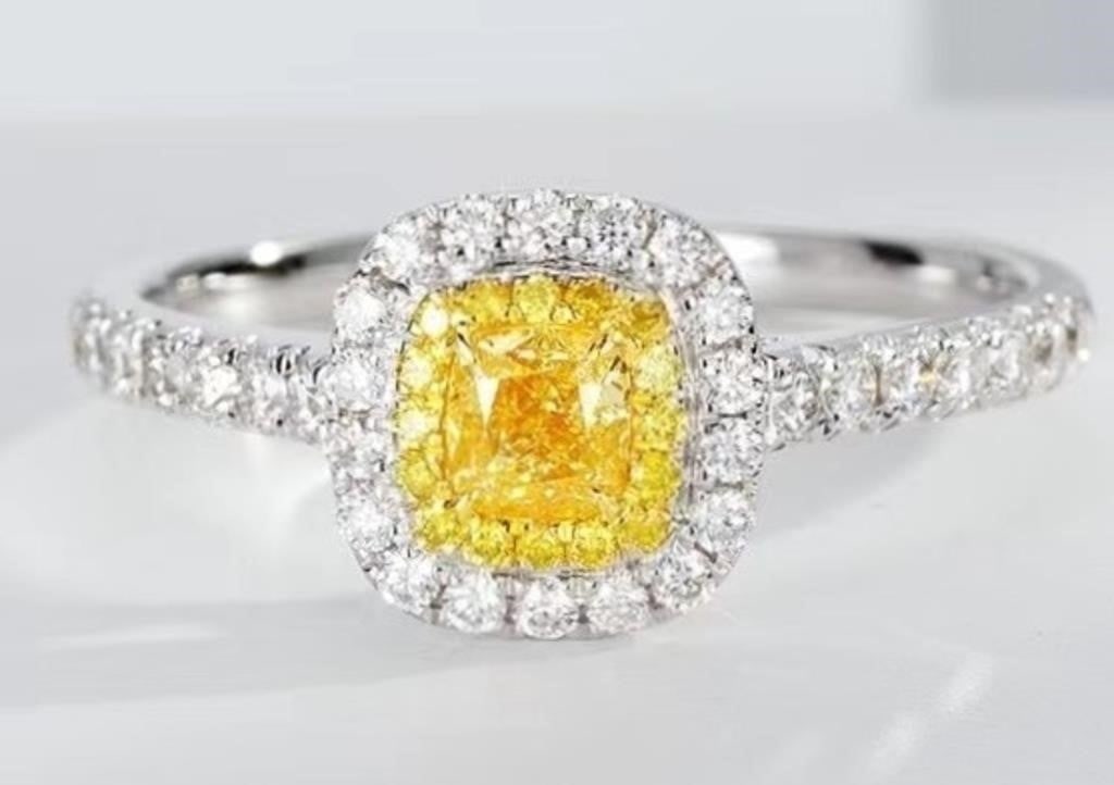 Natural Yellow Diamond Ring 18K Gold (1 of 2)