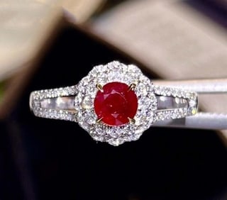 Pigeon Blood Ruby 18Kt Gold Ring