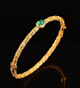 18Kt Gold Natural Emerald Bangle