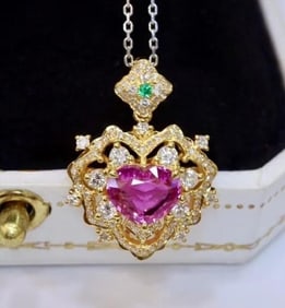 1.5ct Natural Sapphire 18Kt Gold Pendant