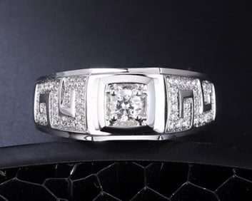 18Kt Gold Natural Diamond Ring