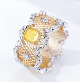 0.7ct Natural Yellow Diamond 18Kt Gold Ring