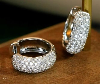 Natural Diamond 18Kt Gold Earrings