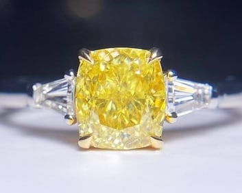 1ct Natural Yellow Diamond 18Kt Gold Ring