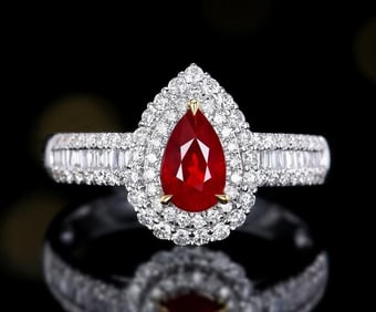1.05ct Pigeon Blood Ruby 18Kt Gold Ring