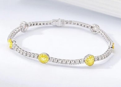 2.65cts Natural Diamond 18Kt Gold Bracelet