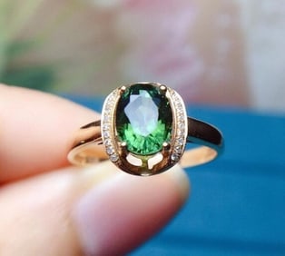 1.25ct Natural Tourmaline Ring 18K Gold