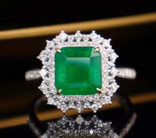 4.7ct Colombian Emerald Ring 18K Gold