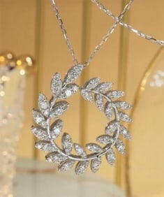 Natural Diamond 18Kt Gold Pendant