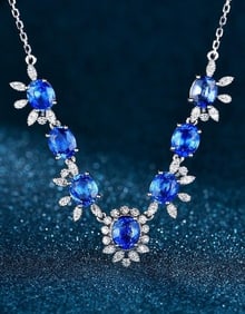 5.56ct Natural Sapphire 18Kt Gold Necklace