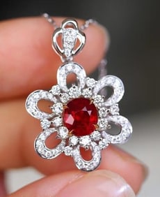1ct Pigeon Blood Ruby 18Kt Gold Pendant