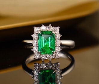 1.2ct Natural Emerald 18Kt Gold Ring