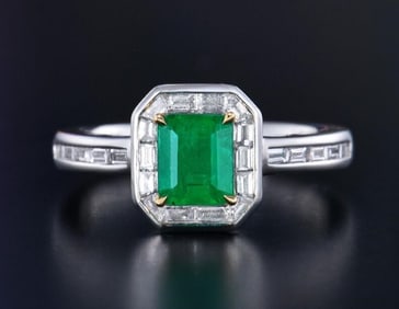 1.2ct Zambian Emerald 18Kt Gold Ring