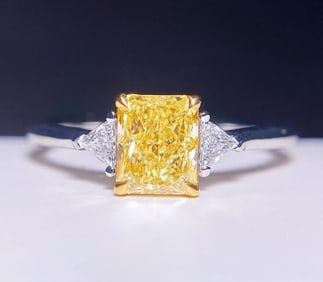 1ct Natural Yellow Diamond 18Kt Gold Ring