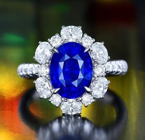 5.2ct Sri Lankan Sapphire 18Kt Gold Ring