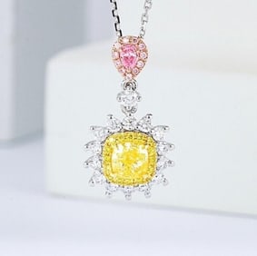 0.58ct Natural Yellow Diamond 18Kt Gold Pendant
