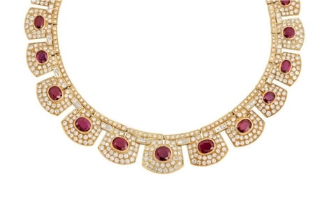 19cts Pigeon Blood Ruby 18Kt Gold Necklace