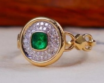 Natural Emerald 18Kt Gold Ring