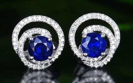 1cts Sri Lankan Sapphire 18Kt Gold Earrings