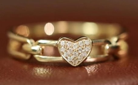 18K Gold Diamond Ring