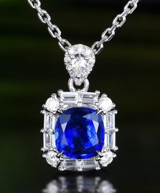 1.25ct Sri Lankan Sapphire 18Kt Gold Pendant