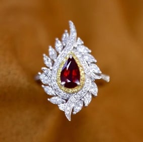 1.2ct Pigeon Blood Ruby 18Kt Gold Ring