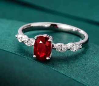 1ct Pigeon Blood Ruby 18Kt Gold Ring