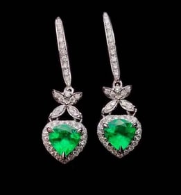 0.8cts Natural Emerald 18Kt Gold Earrings