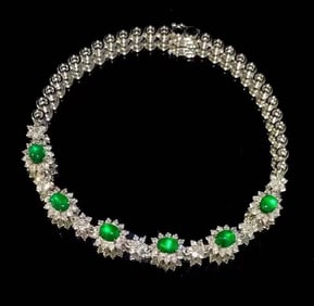 1.5cts Natural Emerald 18Kt Gold Bracelet