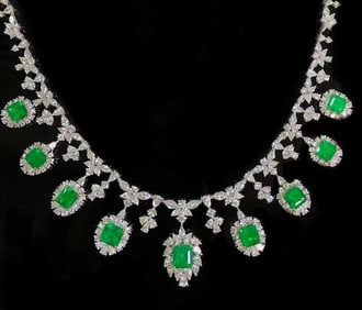 11cts Natural Emerald 18Kt Gold Necklace