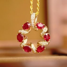 1.4cts Natural Ruby 18Kt Gold Pendant