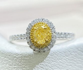 Natural Yellow Diamond 18Kt Gold Ring