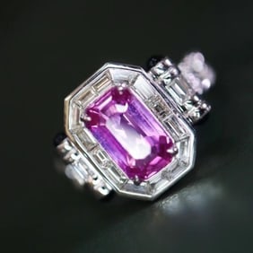 1.7ct Natural Sapphire 18Kt Gold Ring