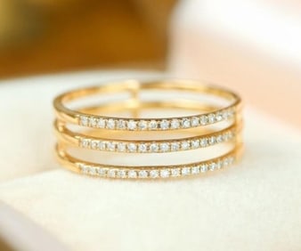 18Kt Gold Natural Diamond Ring