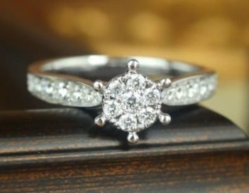 Natural Diamond 18Kt Gold Ring