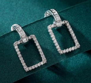 Natural Diamond 18Kt Gold Earrings
