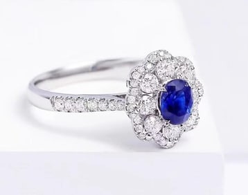 0.8ct Natural Sapphire 18Kt Gold Ring