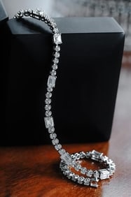 3.9ct Natural Diamond 18Kt Gold Bracelet