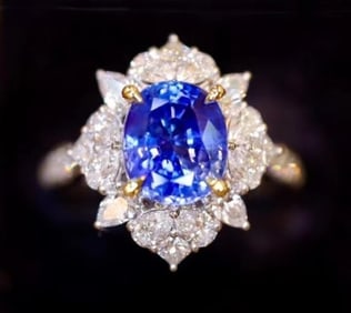 7.2ct Natural Sapphire 18Kt Gold Ring