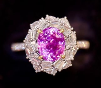 3.6ct Natural Pink Sapphire Ring 18K Gold