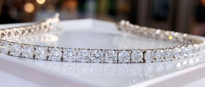 8.1ct Natural Diamond Bracelet 18K Gold