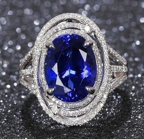6.2ct Natural Tanzanite 18K Gold Ring