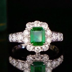 1ct Natural Emerald 18K Gold Ring