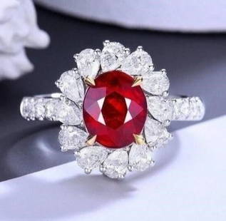 3ct Natural Pigeon Blood Ruby Ring 18K Gold: Ruby: 3ct. Crystal-clear, super fire color, almost no impurities to the naked eye, full of the brilliance of South African diamonds, standard cut. Internationally certified natural ruby. Have an inter