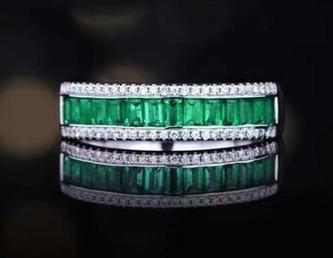 Natural Emerald Diamond Ring 18K Gold