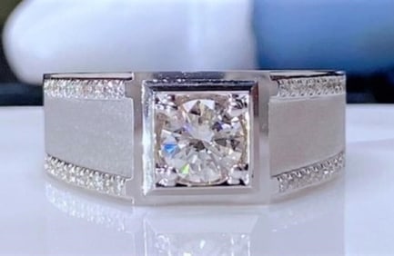 Natural Diamond 18K Gold Ring