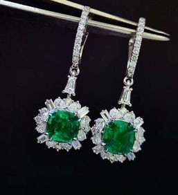 2.6ct Zambian Emerald 18K Gold Earrings